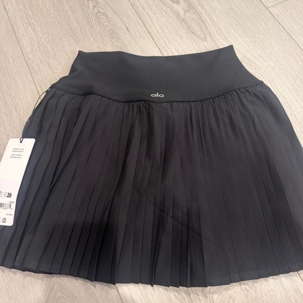 Alo skirt